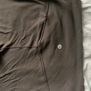 Size 8 Lululemon Capri align leggings